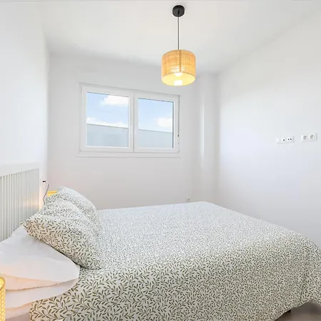 Sea Views By Aora דירה *